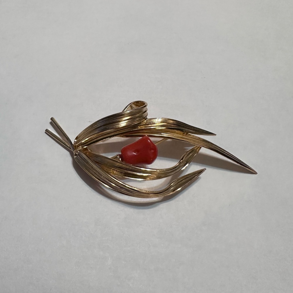 VTG Grosse Dior 1968 Gold tone Signed Red Coral Filigree Brooch Germany - Picture 8 of 13